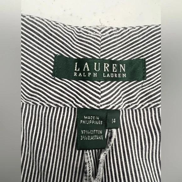 Lauren Ralph Lauren Striped Nautical Bermuda Shorts Navy Blue and White Size 14 - Picture 3 of 6